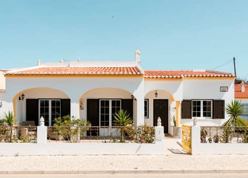 Lemontree Eco Surfhouse
