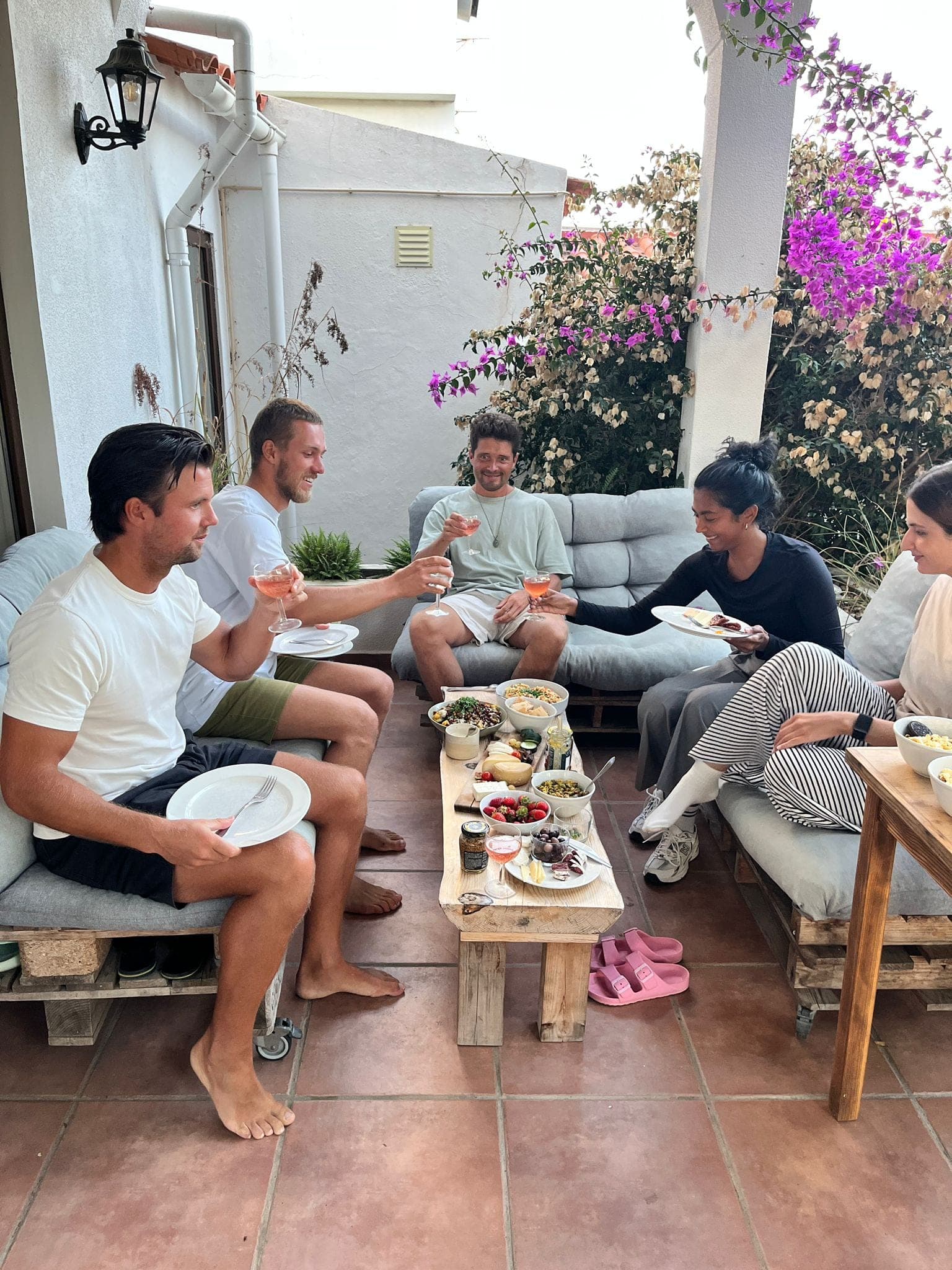 Community — Barefoot Guesthouse & Coliving Ericeira